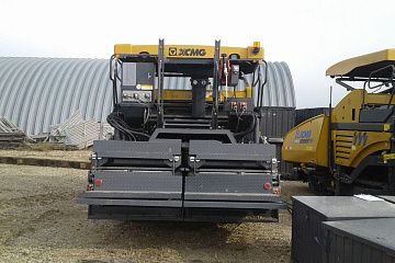 Асфальтоукладчик XCMG RP803Pro