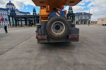 Автокран Sany STC700T5