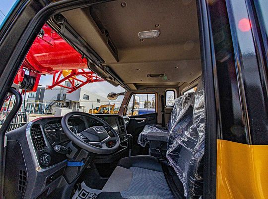 Автокран Sany STC250T5-5R