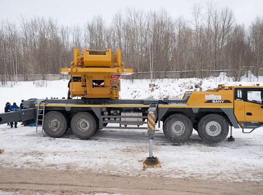 Автокран Sany STC1200T5