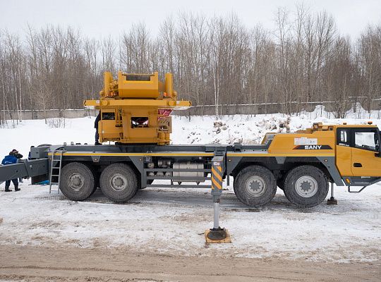 Автокран Sany STC1200T5