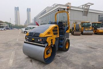 Каток тандемный XCMG XD140